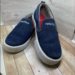 Toddler boys Nautica slip on deck shoes EUC
